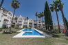 Byhus i Nueva andalucia - LAG - Spacious 3BR townhouse with private jacuzzi