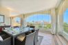 Lejlighed i Marbella - 3030 Elegant Beachside Penthouse with Sea Views