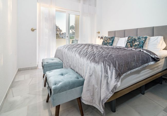 Lejlighed i Marbella - RG312 - Royal garden by Roomservices