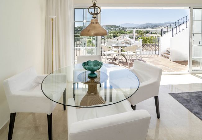 Appartement in Nueva Andalucia - AP116 - Casa Aloha I by Roomservices