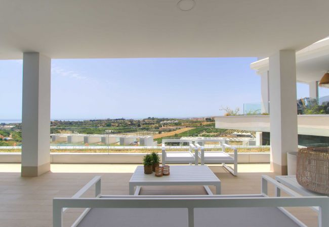 Appartement in Estepona - 2202 Modern Apartment with Panoramic Sea Views