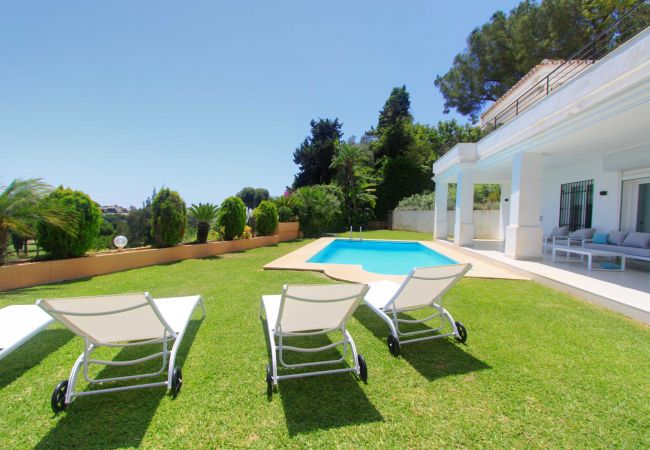 Villa in Marbella - 2059 luxury family villa · Luxury family villa 1.l