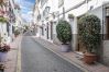 Appartement in Estepona - A1- Seaclub suites by Roomservices