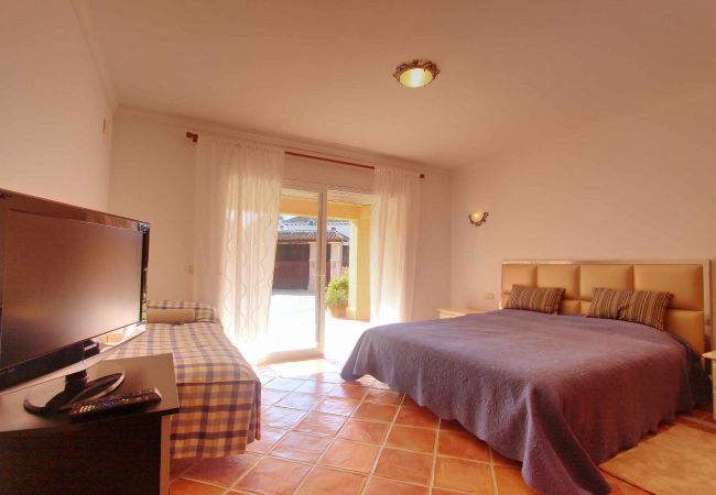 Villa in Estepona - 1072 Beachfront El Paraiso Retreat with Pool & BBQ