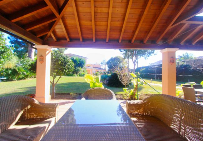 Villa in Estepona - 1072 Beachfront El Paraiso Retreat with Pool & BBQ