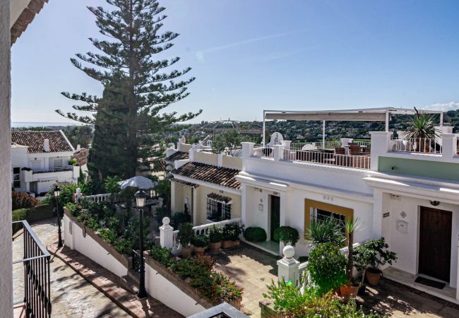 Herenhuis in Nueva Andalucia - AP103- Aloha Pueblo Marbella by Roomservices