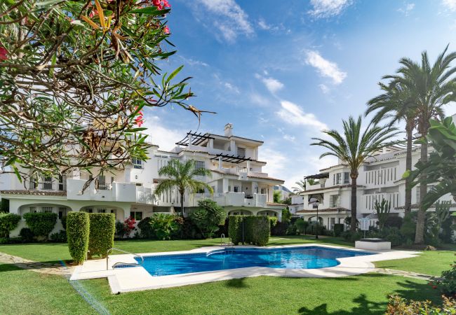 Appartement in Nueva Andalucia - LNM43- Cozy holiday home close to Puerto Banus