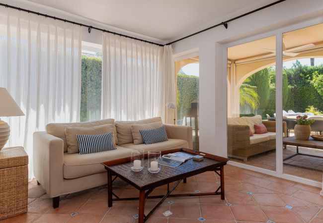 Villa in Marbella - Charming Andalusian-Style Beach Villa