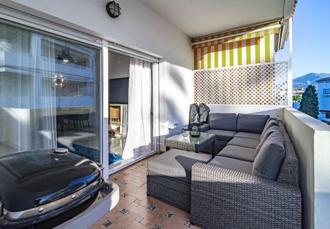 Appartement in Marbella - RG312 - Royal garden by Roomservices