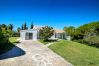 Villa en Marbella - Spacious Family Villa with Pool & Sunny Garden