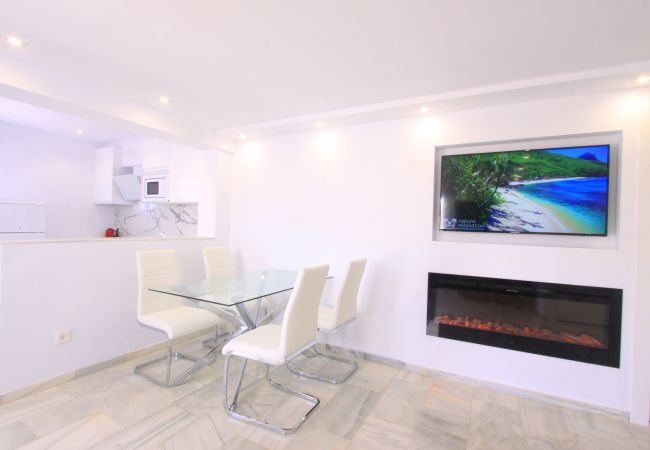 Apartamento en Marbella - 1094 Luxurious Golden Beach Duplex Penthouse