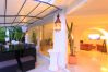 Villa en Marbella - 2042 Elegant Villa with Garden and Heated Pool