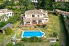 Villa en Estepona - 1175  Exclusive Villa with Heated Pool