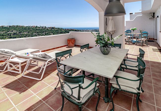 Casa adosada en Nueva andalucia - LAG - Spacious 3BR townhouse with private jacuzzi