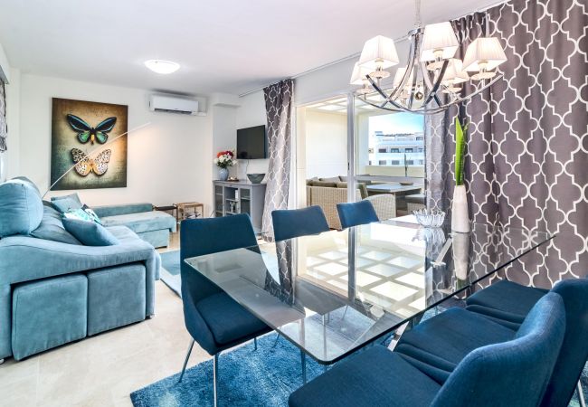 Appartement à Estepona - PDM - Elegant Apartment with Breathtaking Sea view