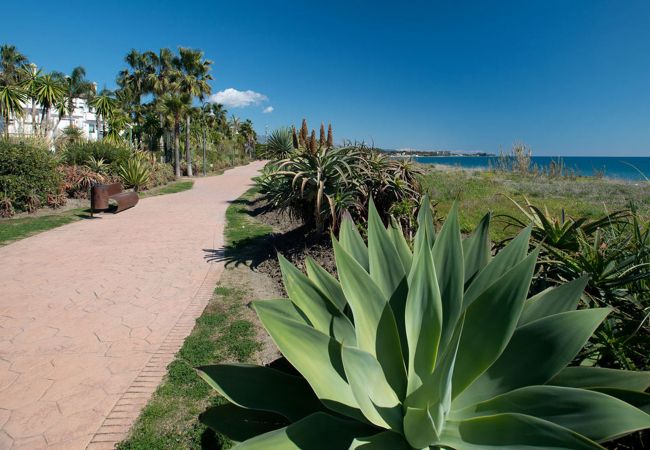 Appartement à Estepona - 1126 Elegant Apartment with Terrace by the Beach