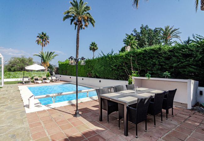 Villa à Marbella - GRR - Elegant Villa with Exclusive Private Pool