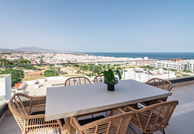 Apartment in Estepona - LME9.F1- Penthouse, amazing views, families only