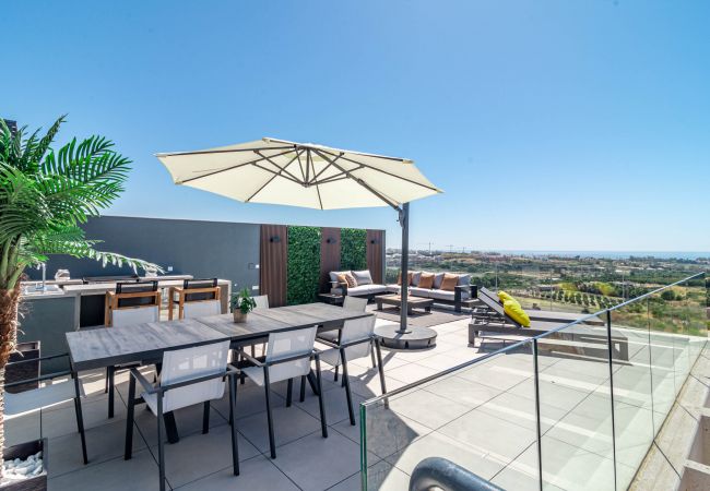 Apartment in Estepona - Oasis325- Top class penthouse with stunning views