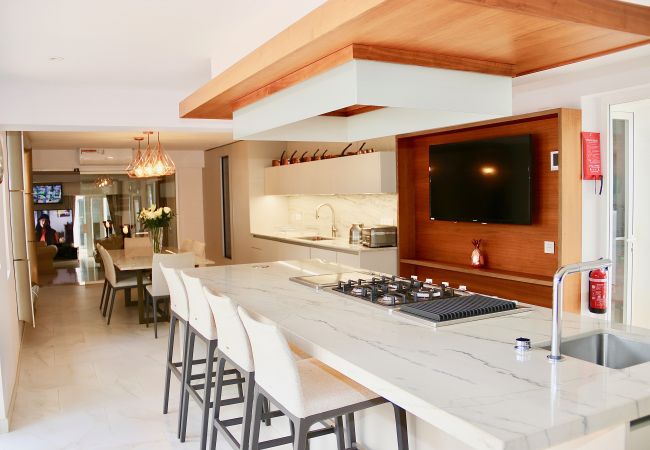 Villa in Marbella - 2055 Beautiful amazing five star Family Luxurious