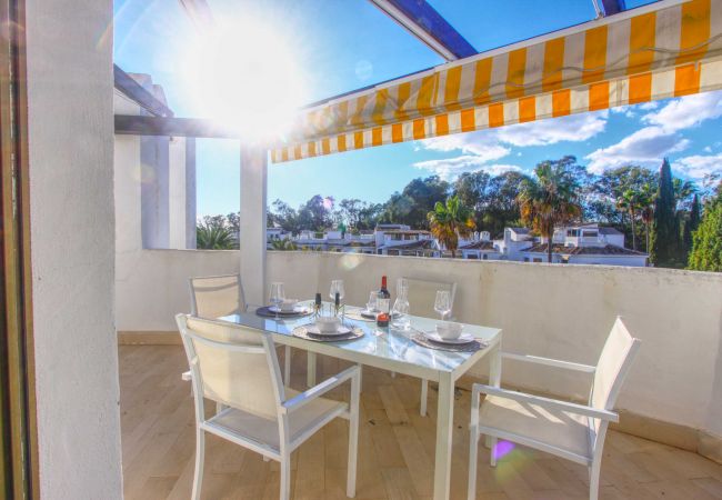 Apartment in Marbella - 2036 Spacious Golden Beach Penthouse with Sea View