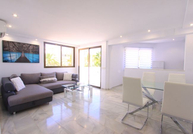 Apartment in Marbella - 1094 Luxurious Golden Beach Duplex Penthouse