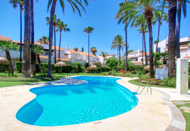 Townhouse in Marbella - 1176 Beachfront Paradise in Bahia de Marbella