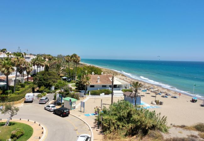 Townhouse in Marbella - 1176 Beachfront Paradise in Bahia de Marbella