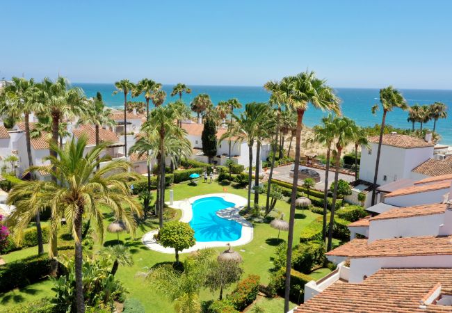 Townhouse in Marbella - 1176 Beachfront Paradise in Bahia de Marbella