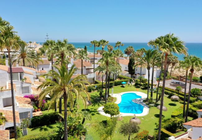 Townhouse in Marbella - 1176 Beachfront Paradise in Bahia de Marbella