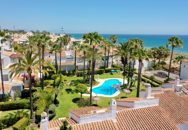 Townhouse in Marbella - 1176 Beachfront Paradise in Bahia de Marbella