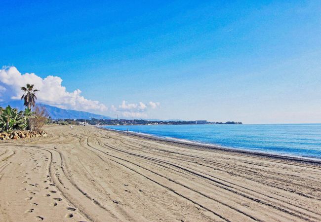 Apartment in Estepona - 1132 Relaxing Bel Air Apartment with Pool Views