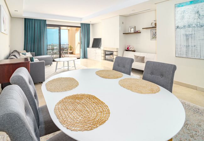 Apartment in Benahavís - BVQ - La Quinta stunning views by Roomservices