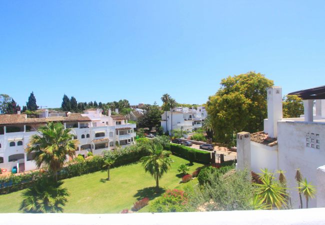 Apartment in Marbella - 2038 Family-Friendly Penthouse with Stunning Views