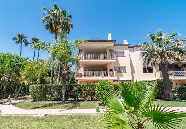 Apartment in Nueva andalucia - LBP3- comfortable holiday home, golf valley